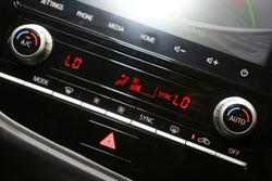 2020 Mitsubishi
Outlander LS