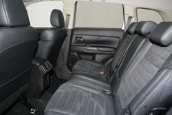 2020 Mitsubishi
Outlander LS