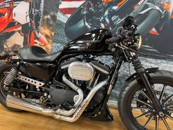 2011 HARLEY-DAVIDSON XL883 IRON 883 BLACK