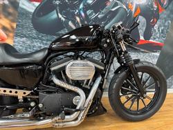 2011 HARLEY-DAVIDSON XL883 IRON 883 BLACK