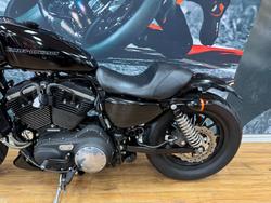 2011 HARLEY-DAVIDSON XL883 IRON 883 BLACK