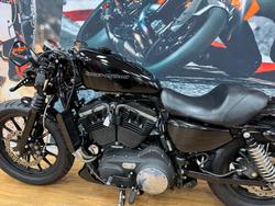 2011 HARLEY-DAVIDSON XL883 IRON 883 BLACK