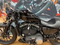 2011 HARLEY-DAVIDSON XL883 IRON 883 BLACK