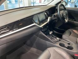 2021 Kia Niro Hybrid S