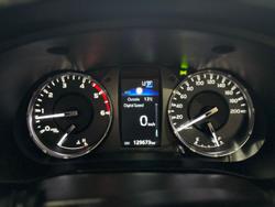 2022 Toyota
Hilux SR