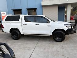 2022 Toyota
Hilux SR