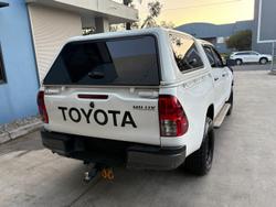 2022 Toyota
Hilux SR