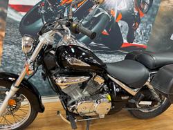 2010 Suzuki VL250 (LC250 INTRUDER) Black