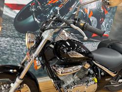 2010 Suzuki VL250 (LC250 INTRUDER) Black