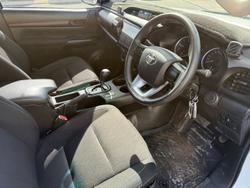 2018 Toyota
Hilux SR