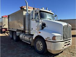2010 KENWORTH
T402 Truck & Dog Trailer Package