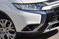 2021 Mitsubishi Outlander ES