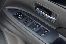 2021 Mitsubishi Outlander ES