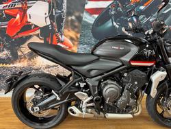 2023 Triumph TRIDENT 660 BLACK