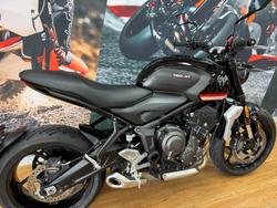 2023 Triumph TRIDENT 660 BLACK