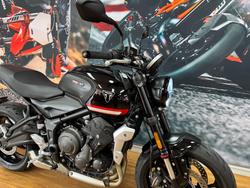 2023 Triumph TRIDENT 660 BLACK