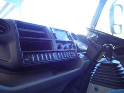 2016 HINO DUTRO 617 SILVER