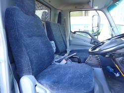2016 HINO DUTRO 617 SILVER