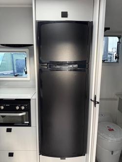 2025 New Age Caravans Manta Ray Couples Expedition