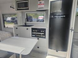 2025 New Age Caravans Manta Ray Mr16er Exp