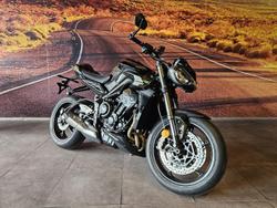 2025 Triumph Street Triple RS Street Triple Black