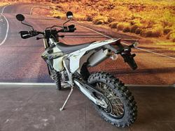 2025 Triumph TF 450-E Off Road White