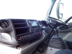 2015 HINO DUTRO 917 WHITE