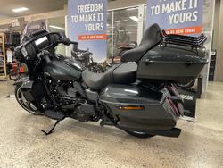 2025 Harley-Davidson Street Glide Ultra 117 (FLHXU) Touring Black