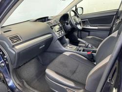 2015 Subaru
XV 2.0i