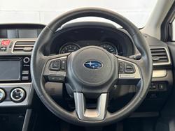2015 Subaru
XV 2.0i