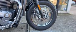 2018 Triumph BONNEVILLE SPEEDMASTER RED