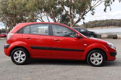 2009 Kia
Rio LX
