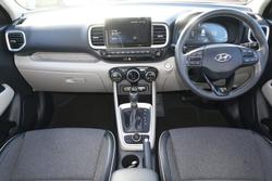 2024 Hyundai
Venue Elite