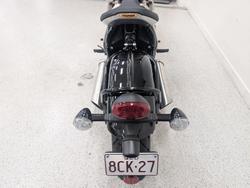 2025 Triumph BONNEVILLE BOBBER ICON Black