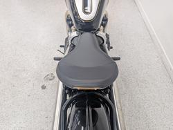 2025 Triumph BONNEVILLE BOBBER ICON Black