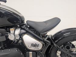 2025 Triumph BONNEVILLE BOBBER ICON Black
