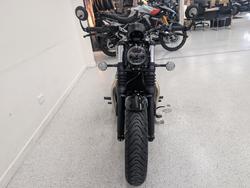 2025 Triumph BONNEVILLE BOBBER ICON Black