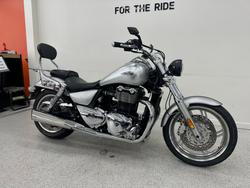 2010 Triumph THUNDERBIRD CHROME