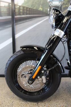 2021 Harley-davidson FLSL SOFTAIL SLIM (107) VIVID BLACK
