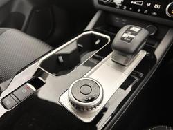 2025 Mitsubishi Outlander ES