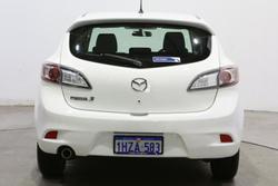 2013 Mazda
                3 Neo