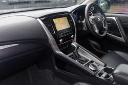 2023 Mitsubishi Pajero Sport Exceed