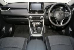 2022 Toyota
                RAV4 GXL