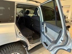 2012 TOYOTA LANDCRUISER