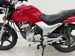 2017 Honda CB125E Red