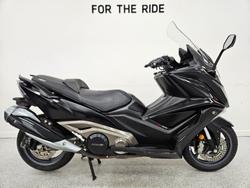 Kymco AK 550