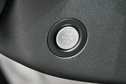 2025 Volkswagen ID. Buzz Pro BEV560