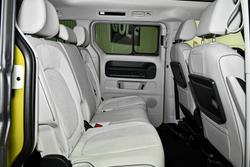 2025 Volkswagen ID. Buzz Pro BEV560