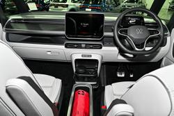 2025 Volkswagen ID. Buzz Pro BEV560