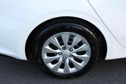 2018 Kia Cerato S BD MY19 Clear White